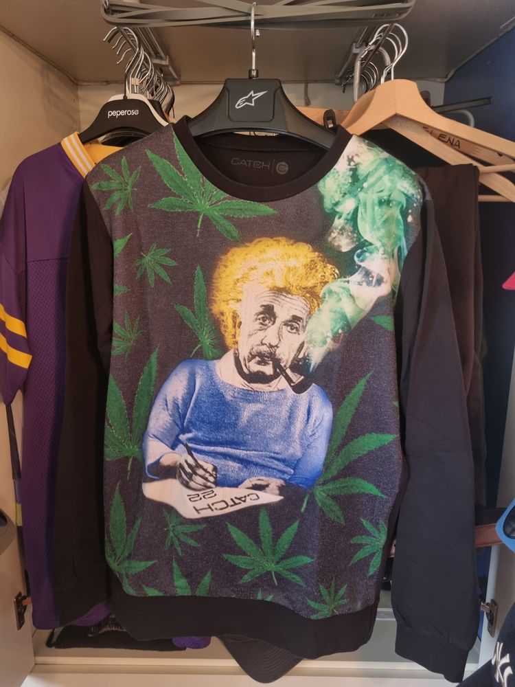 Other Graphic Sweatshirt Catch22 product image