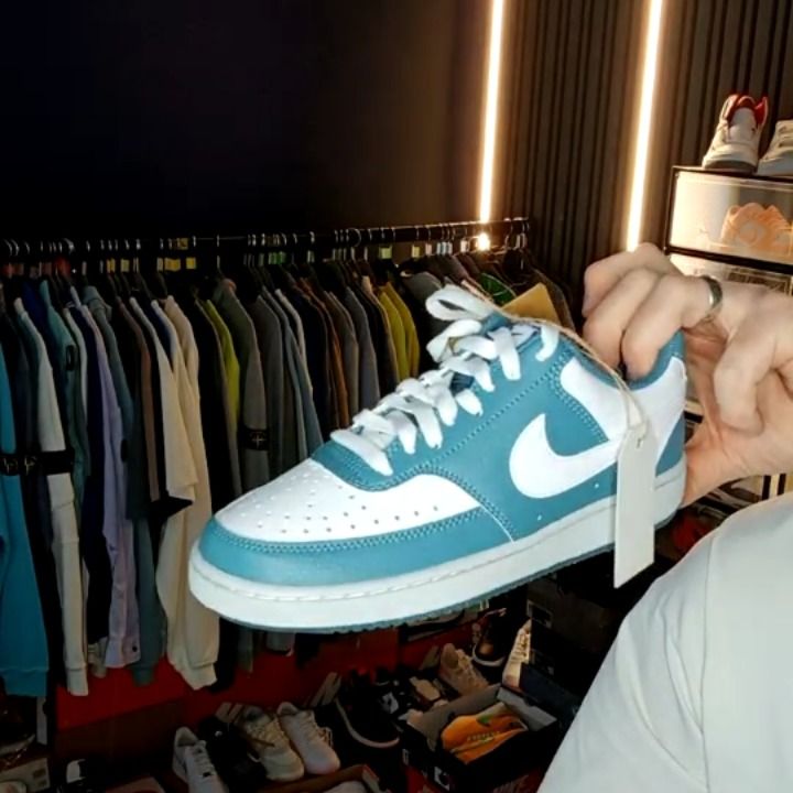 Nike Nike Court Blue/White Size 4 product image