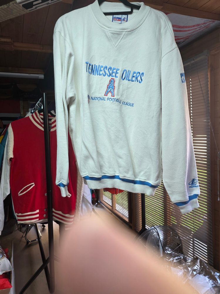 Tennessee Oilers sweatshirt