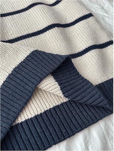 Immagine di Striped Knit Sweater With Collar 3