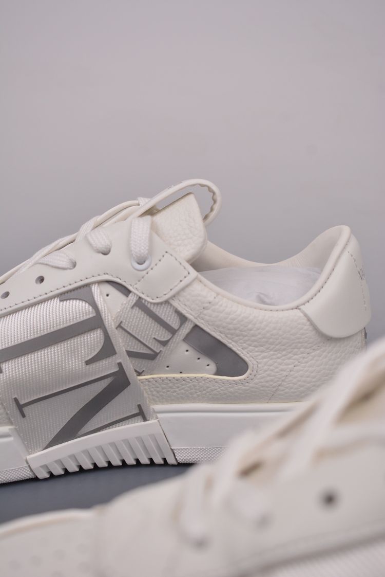 Valentino Garavani VL7N Low Sneaker image 2
