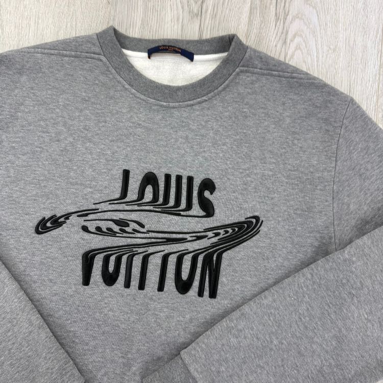 Louis Vuitton Men’s Grey Crewneck Embroidered Jumper - Medium image 6