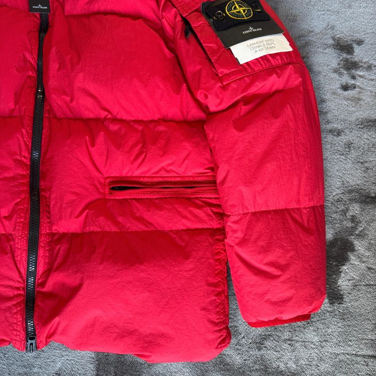 Immagine di Authentic Stone Island Red Crinkle R-NY Down Puffer Jacket - XL 3