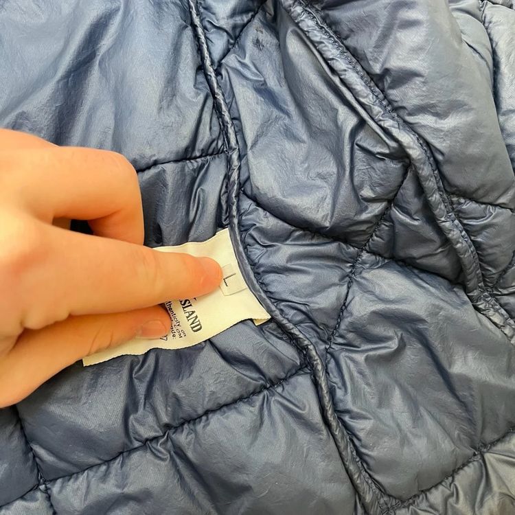 Stone Island Blue Micro Yarn Diamond Stitch Puffer Jacket image 10