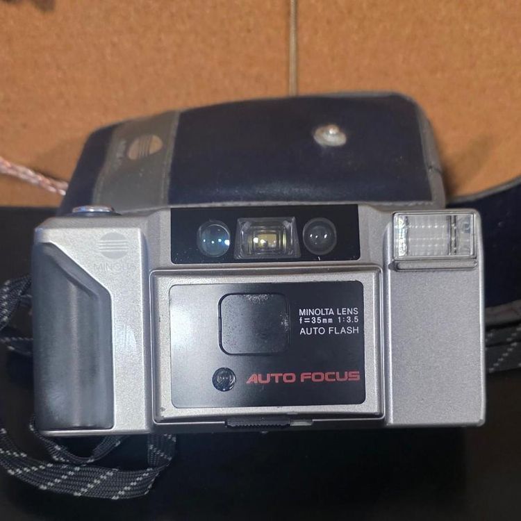 £25,  Minolta Af-E Auto Focus Camera image 3