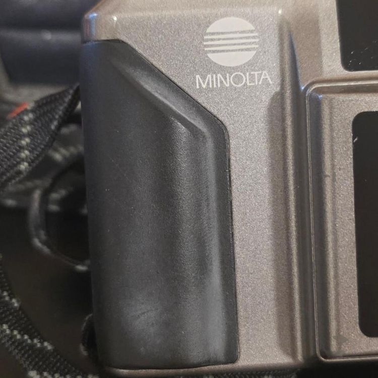 £25,  Minolta Af-E Auto Focus Camera image 7