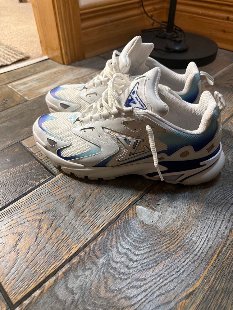 Louis Vuitton men's sneakers Tactic 