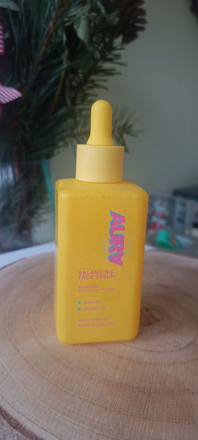Yellow Balancing Face Serum Bottle