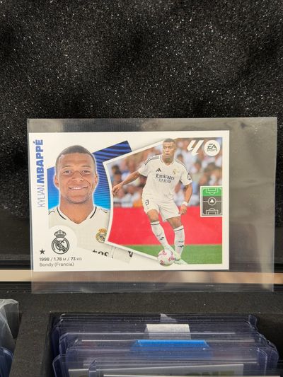 Kylian Mbappé primera carta Real Madrid Liga Este