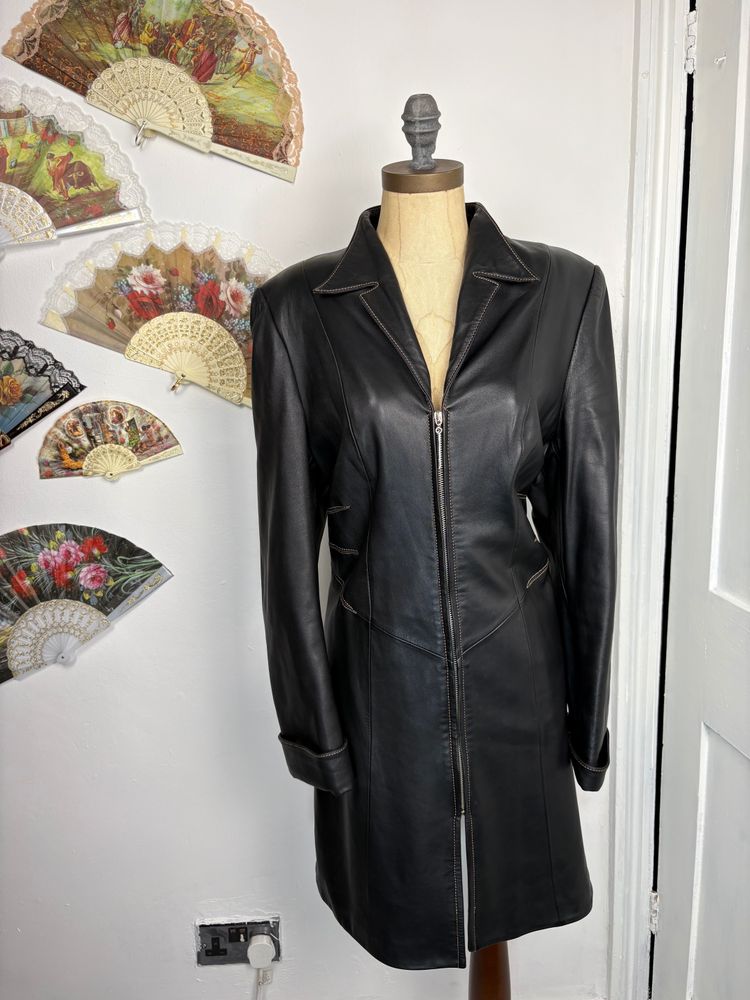 Vintage 90s Leather zip up coat with contrast stitching detailing