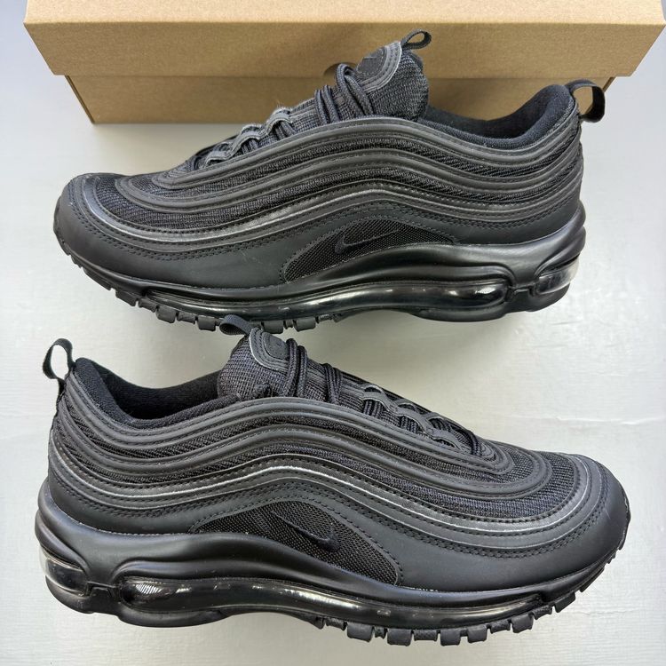 Immagine di Nike Air Max 97 Size UK 6 Triple Black Low Top Men's Trainers BQ4567-001 1