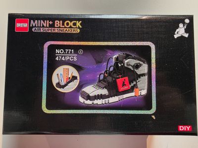 Mini Block Sneakers Stationary Holder Grey