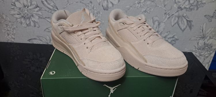 Wmns Jordan Flight Court UK 5 EUR 38.5  image 1
