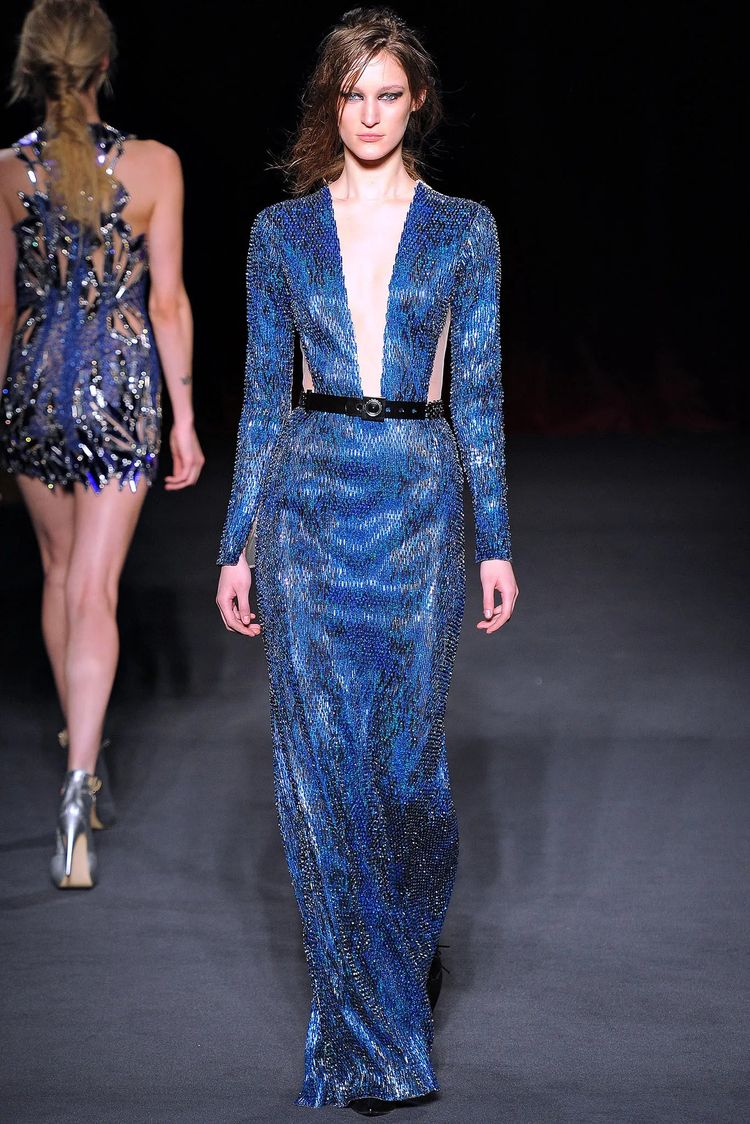 2013 Julien Macdonald Runway Documented Electric Blue Beaded Dress image 8