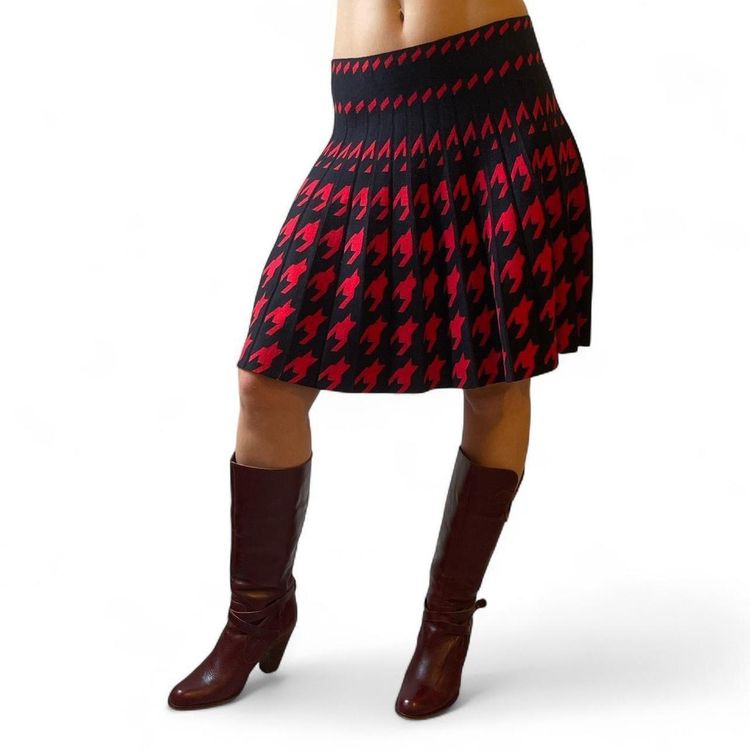Immagine di Y2K Cherry Koko Pleated Skirt size M 2