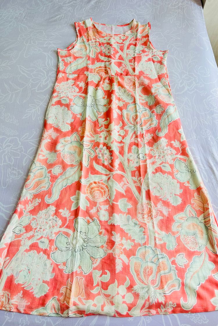 Floral Sleeveless Dress with side pockets  image 5