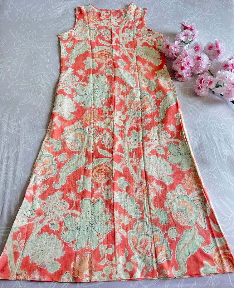 Floral Sleeveless Dress with side pockets  image 7