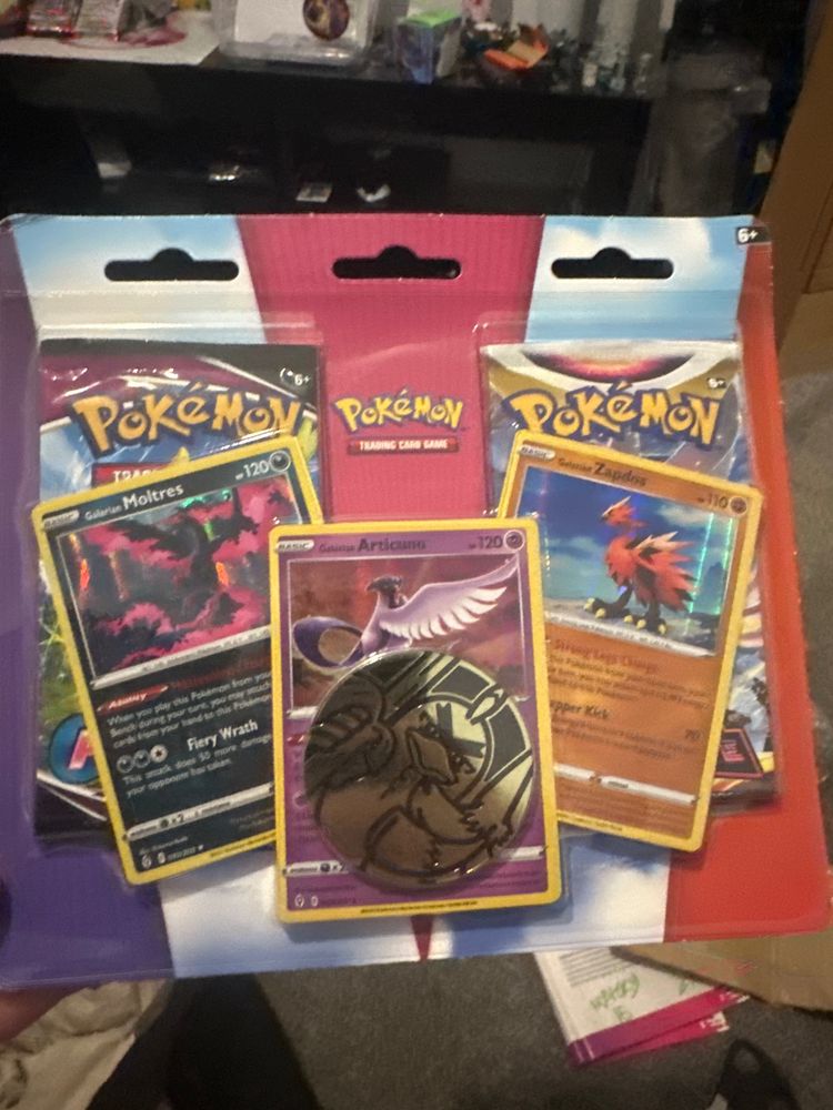 Pokémon  fusion strike and astral radiance double blister 