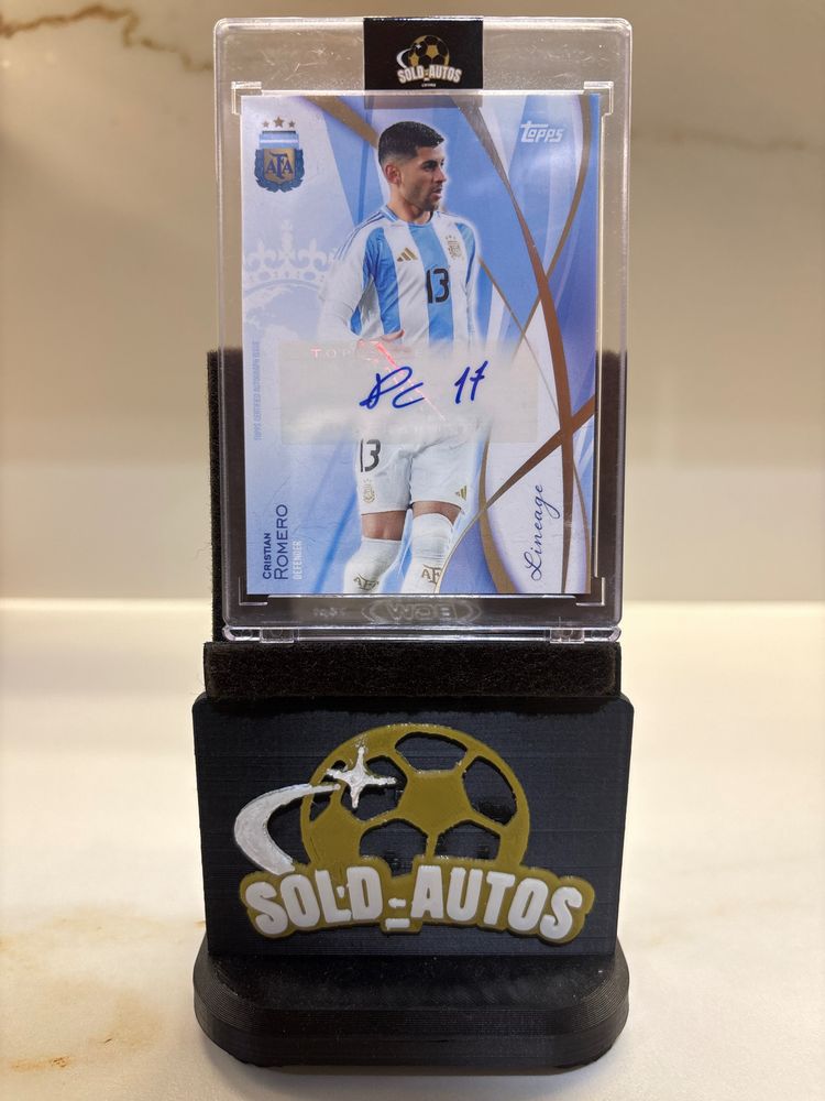 Topps Cristian romero Soccer Trading Card