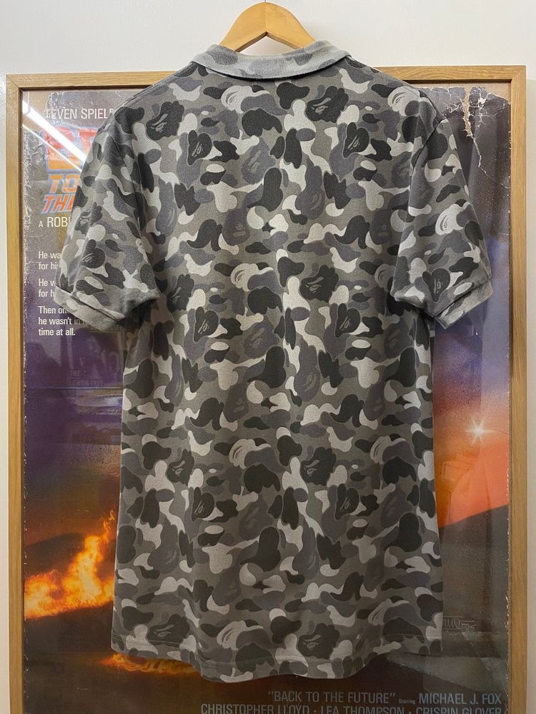2000s A Bathing Ape Monochrome Camo Polo Shirt obraz 2