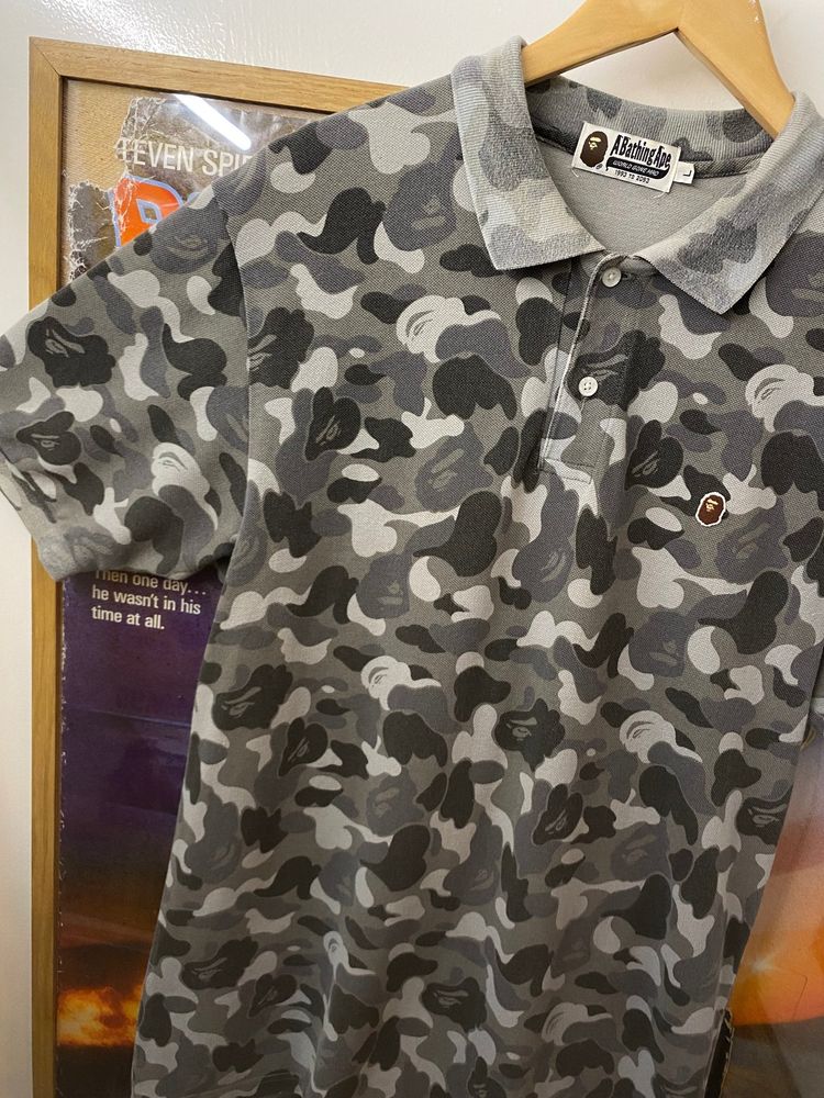 2000s A Bathing Ape Monochrome Camo Polo Shirt obraz 6