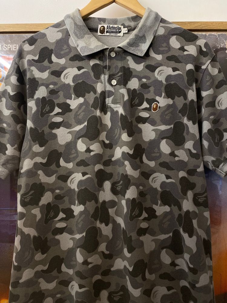 2000s A Bathing Ape Monochrome Camo Polo Shirt obraz 7