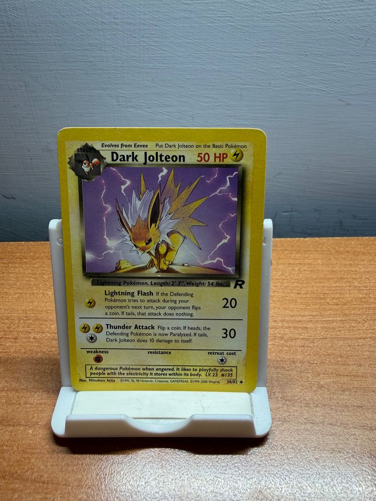 Pokémon Dark Jolteon Pokémon Card product image