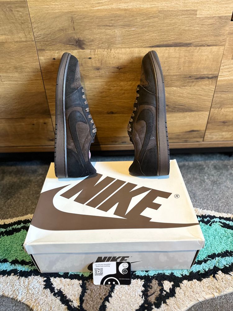 Nike Air Jordan 1 Travis Scott “Velvet Brown” U.K. 12 image 6