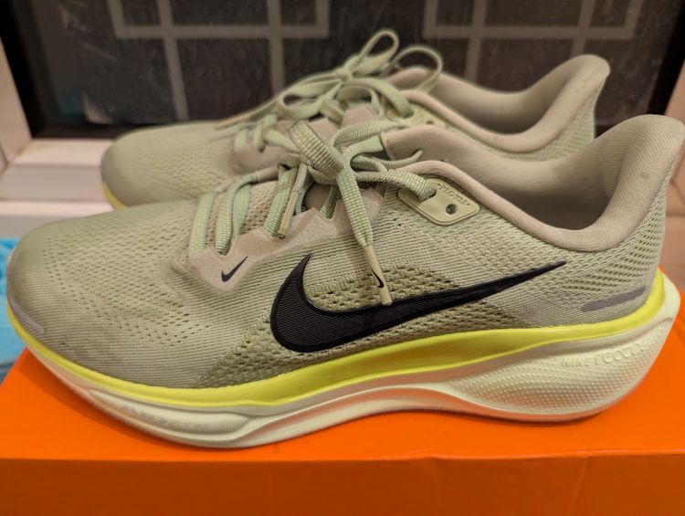 Nike Nike Air Zoom Pegasus Running Shoes 41  product image