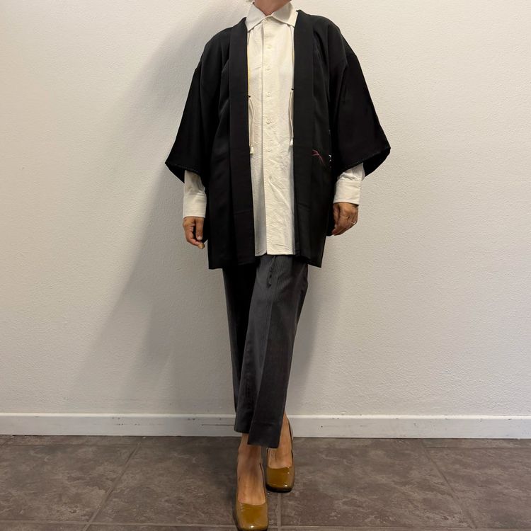 Ebaori Vintage Giapponese – Haori in Seta Nera con Kamon Fine anni ’50 image 1