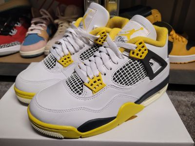 Jordan 4