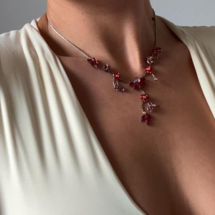 Gorgeous 90’s Ruby Red gothic crystal flower pendant lariat necklace  🤍  image 2