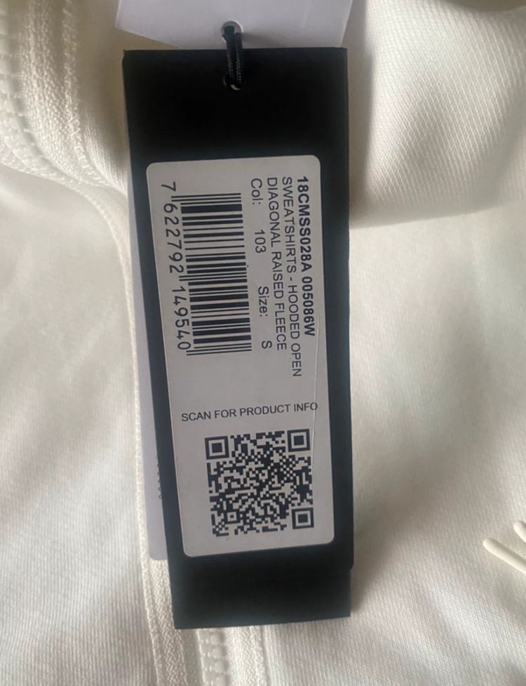 CP company goggle hoodie  image 3