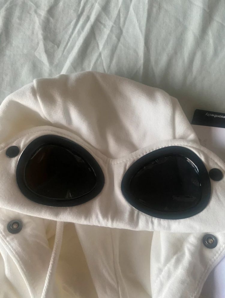 CP company goggle hoodie  image 2