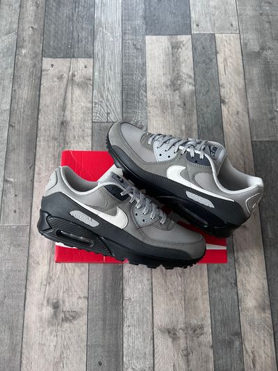 Nike Air Max 90 Trainers Grey Anthracite Reflective - HQ3817-001 - Size UK 11