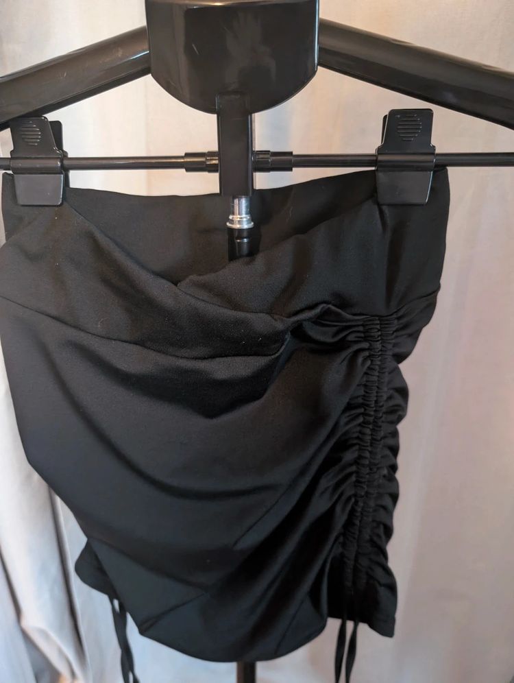 Shein Ruched Bandeau Tube Top Black Strapless Crop Top Extra Small XS Y2K image 3