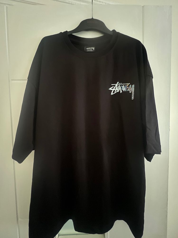 Stussy Black T-Shirt With Dice Graphic imagen 2