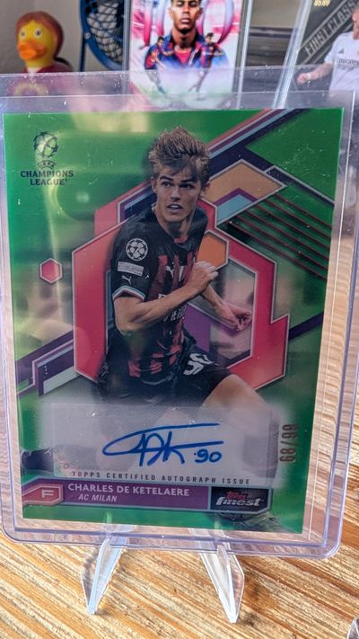 Charles De Ketelaere Auto AC Milan /89