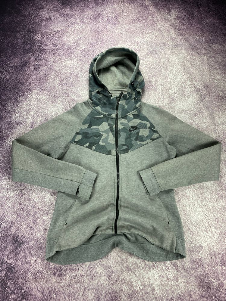 Immagine di Nike Grey Camo Hooded Zip-Up Jacket 4