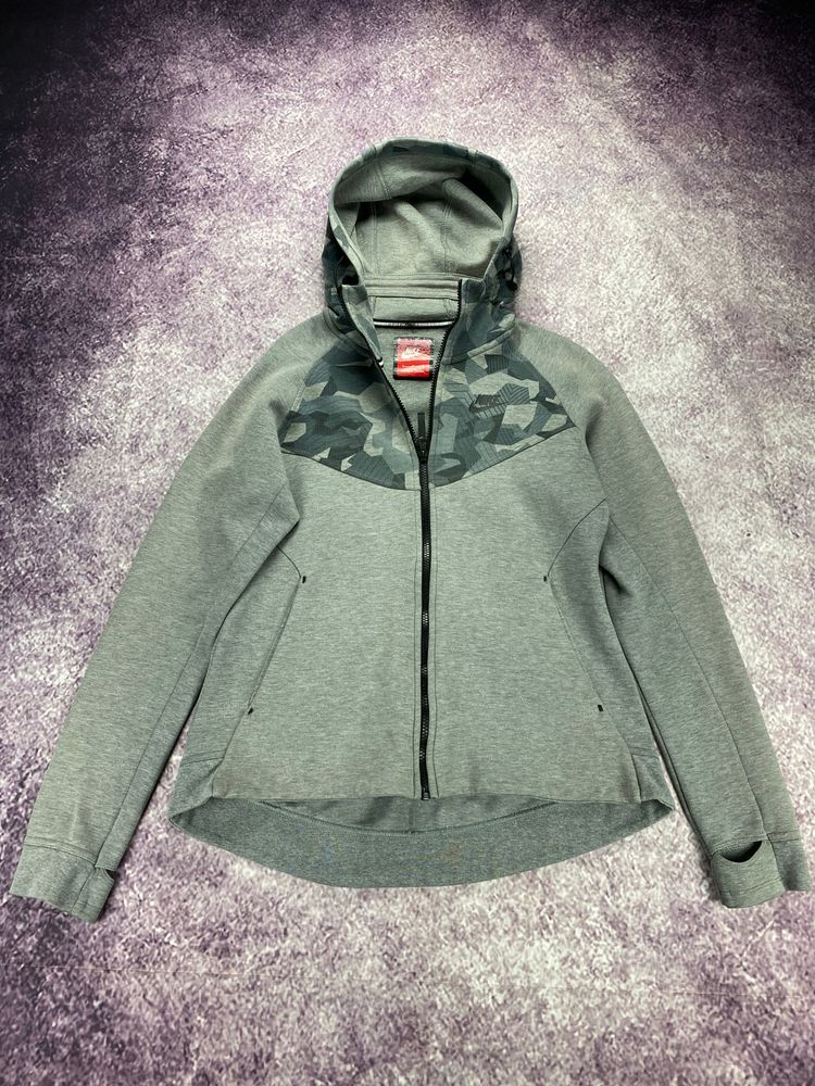 Nike Grey Camo Hooded Zip-Up Jacket