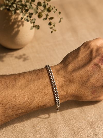Vintage Stainless Steel Curb Link Bracelet | 8 Inches | 9.5g | Unisex Chain Bracelet