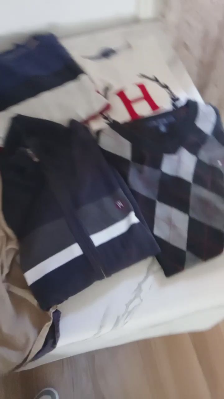 Tommy Hilfiger Sweater & Zip-Up Hoodie Set image 1