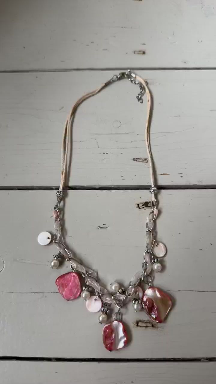 Necklace image 1