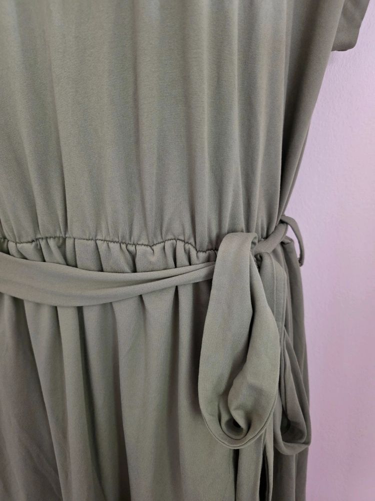 Immagine di Shein Curve Khaki Green Rolled Sleeve Belted Tulip Hem Midi Dress (Size 0XL / UK 16) 👗 4