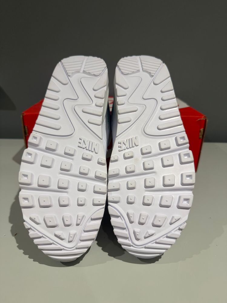 Immagine di Nike Air Max 90 White Hyper Turquoise UK 7.5 4