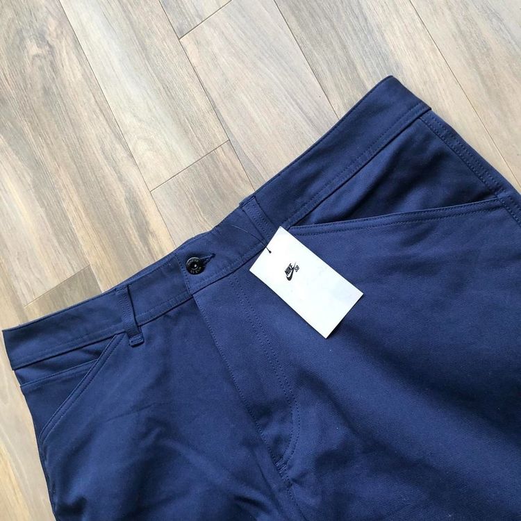 *BNWT* Nike SB Cargo Skate Chino Trousers, S/30, Navy image 2