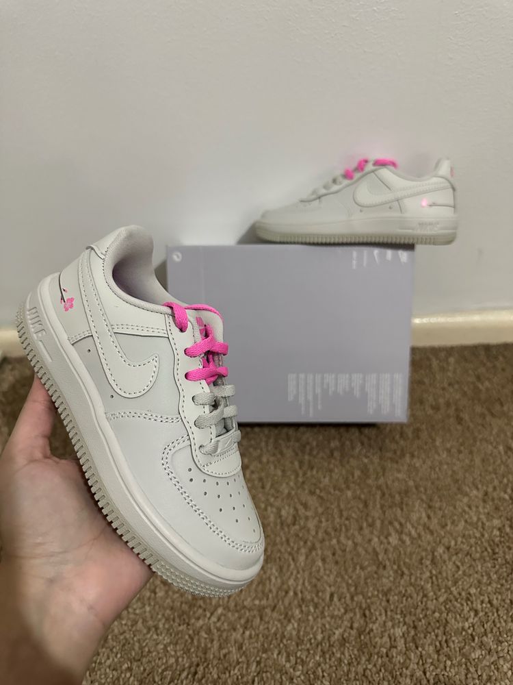 Nike White Sneakers With Pink Laces uk10.5