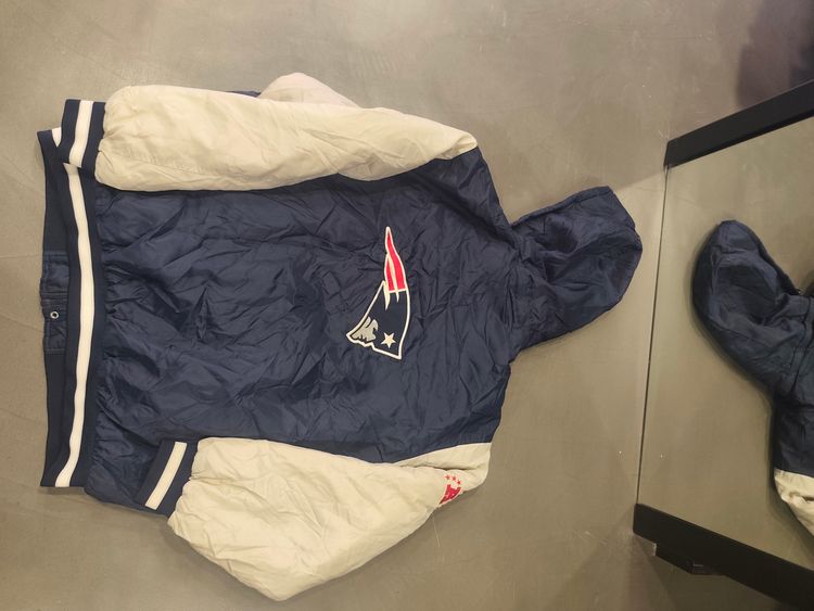 Reebok Hooded Jacket With Patriots Logo image 2