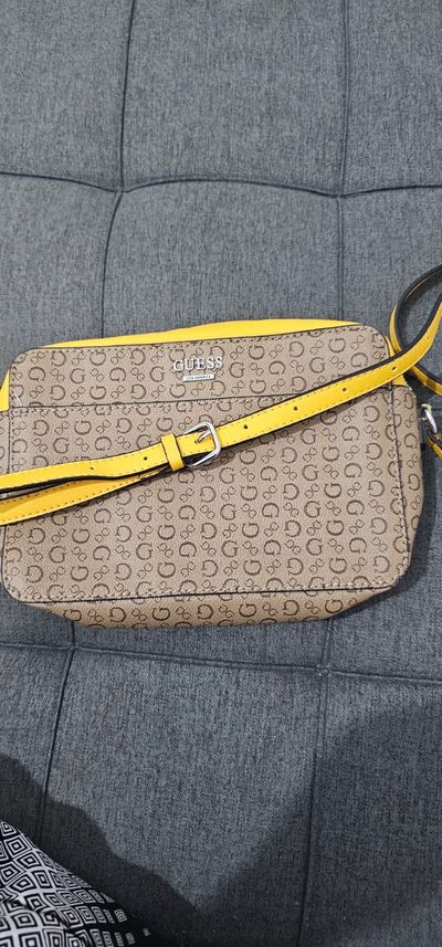 GUESS crossbody bag