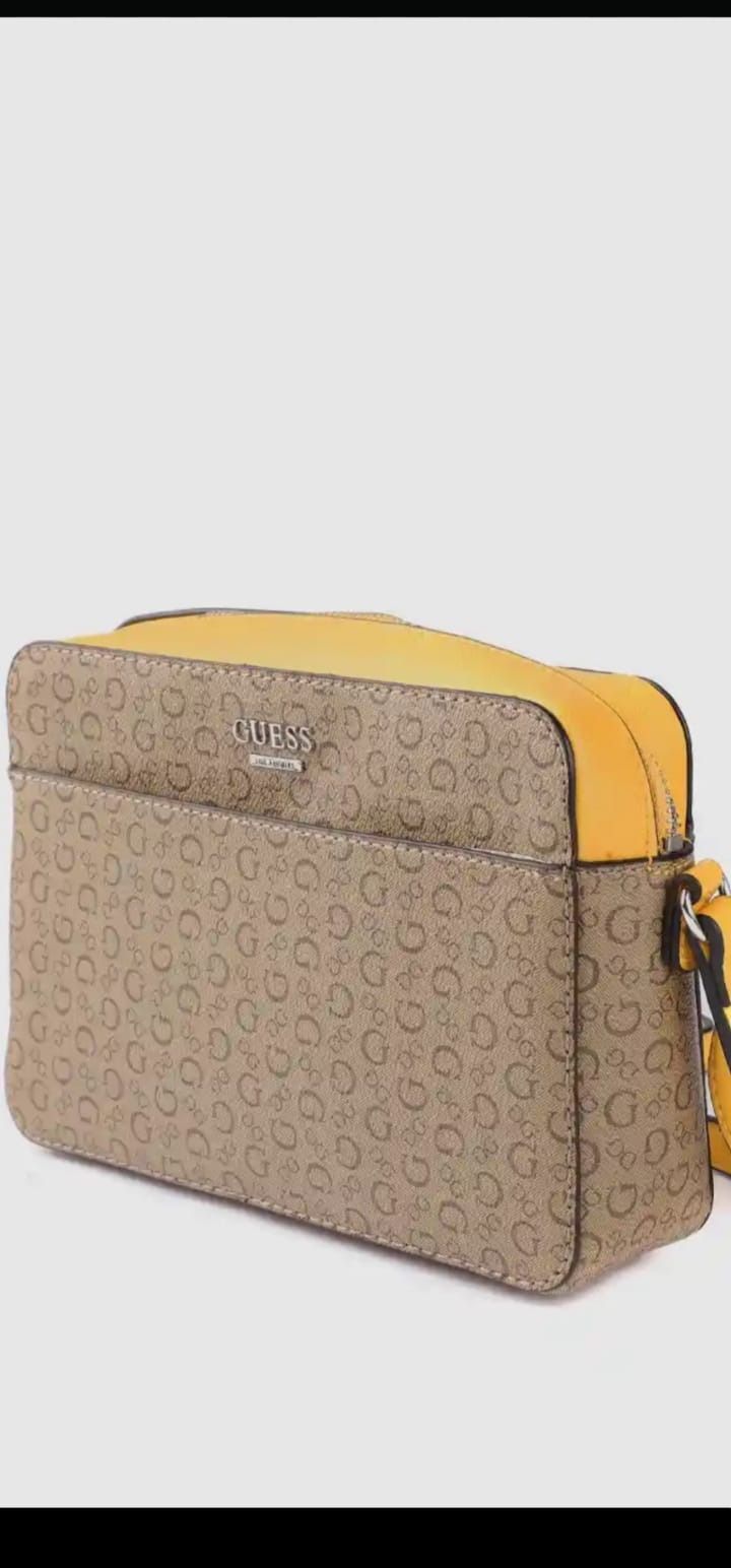 Immagine di GUESS crossbody bag 2